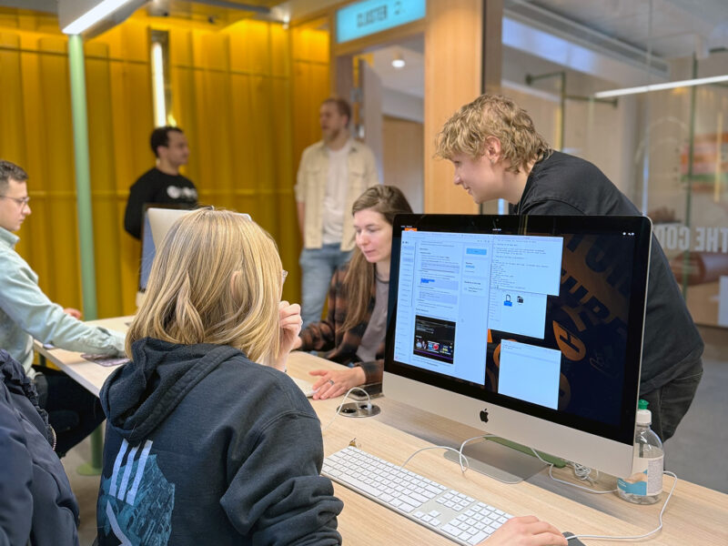 Applicants discussing their work during Hive’s Selection Sprint