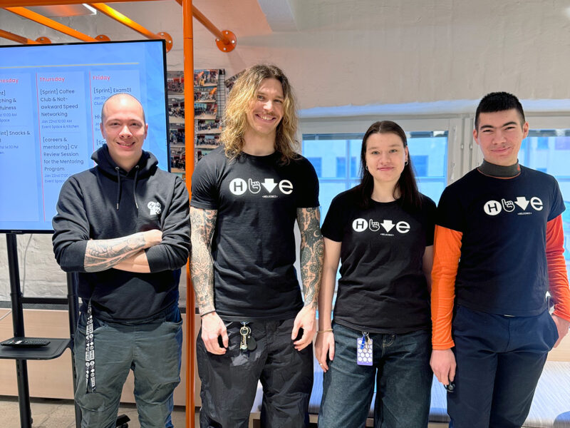 Student volunteers supporting participants during Hive’s Selection Sprint